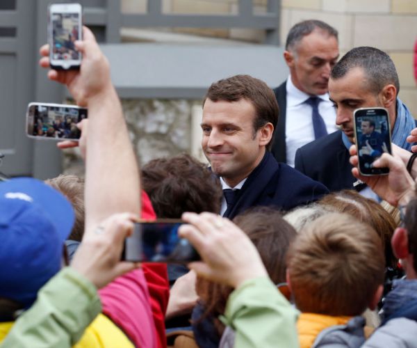 Will Macron Name IMF's Christine Lagarde Prime Minister?