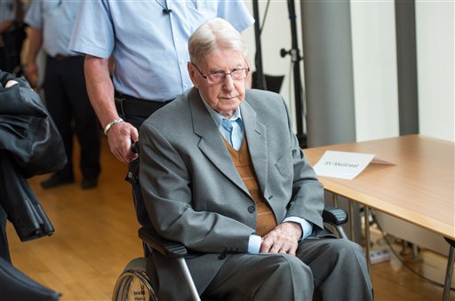 Germany: Defense Seeks Acquittal of Former Auschwitz Guard