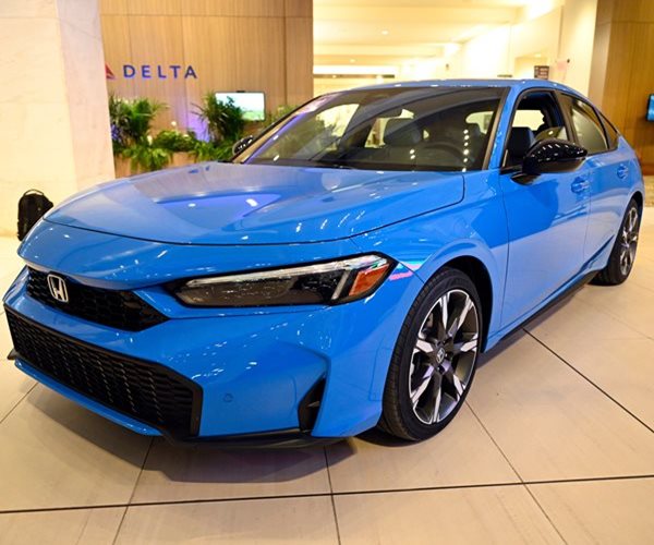 Honda to Recall 290K Acuras, Pilots for Stalling Engine