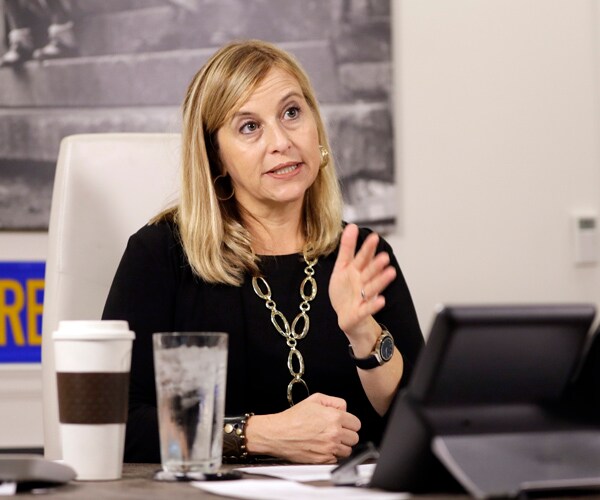 Nashville Mayor Returns to a Partly-Empty Reality