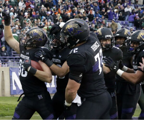 Northwestern Stuns No. 16 Michigan State 39-31 in 3 OT