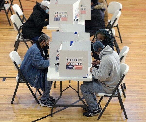 people vote in st louis