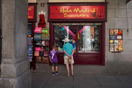 Tourist Numbers to Spain Jump 12 Pct in First Half of 2016