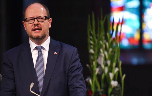 Polish Parliament Honors Slain Gdansk Mayor with Prayer