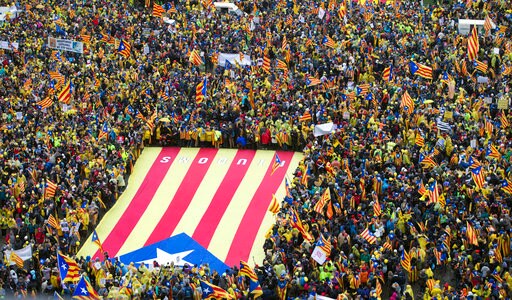 Thousands of Catalans Rally, Feeling Abandoned by the EU