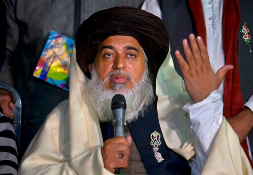 Tens of Thousands Mourn Radical Cleric's Death in Pakistan