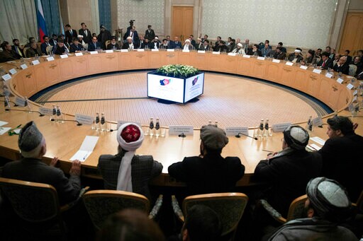 Afghan Leader Speaks with Pompeo amid Fresh Peace Efforts