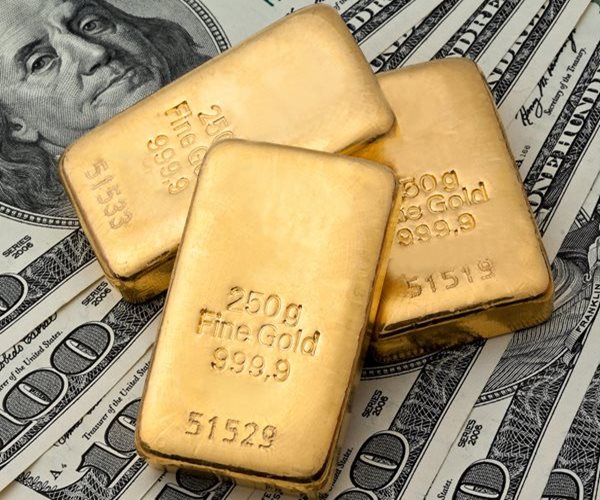 Gold Reaches Record $5,311 as Dollar Slips