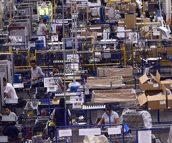 Trump Threatens to Impose Import Tariffs on Companies Shipping Jobs to Mexico