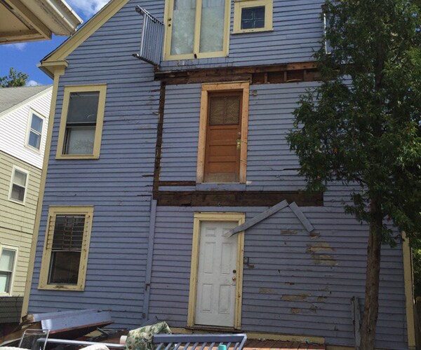 Connecticut Porch Collapse Injures 30 College Partiers