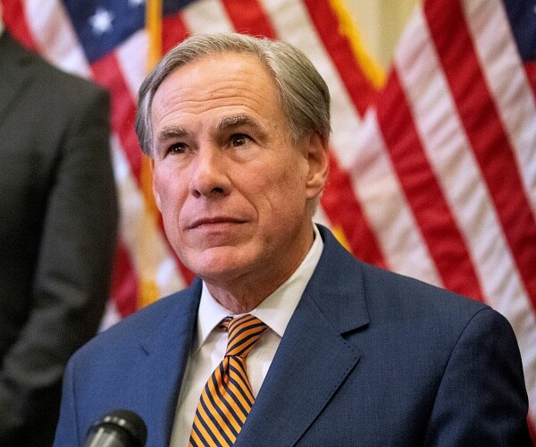 greg abbott speaks to press