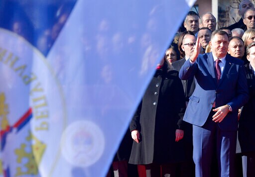 Bosnian Serb Leader Calls for Dissolution of Bosnia