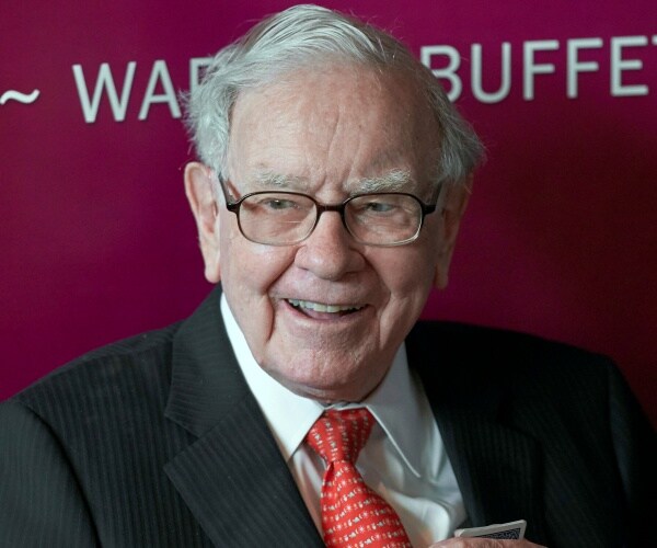 Buffett's ESG Snub Risks Alienating Wall Street