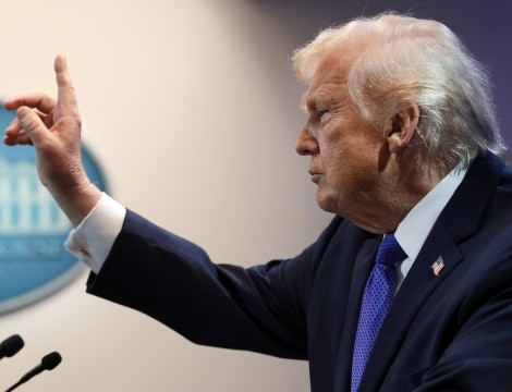 Trump Raises Tariff to 15% After Court Ruling