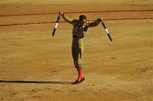 Spain: American Gored in Next-to-last San Fermin Bull Run