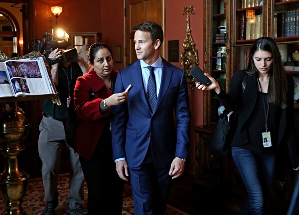 Schock Compares Himself to Lincoln in Farewell to Congress