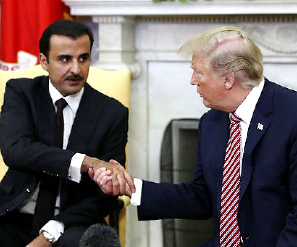 Qatar's Emir Promises to Step Up Ties, Invest $250 Billion in US