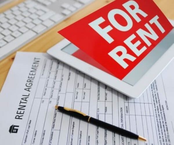 US Household Strength May Prolong Fed's Inflation Fight 