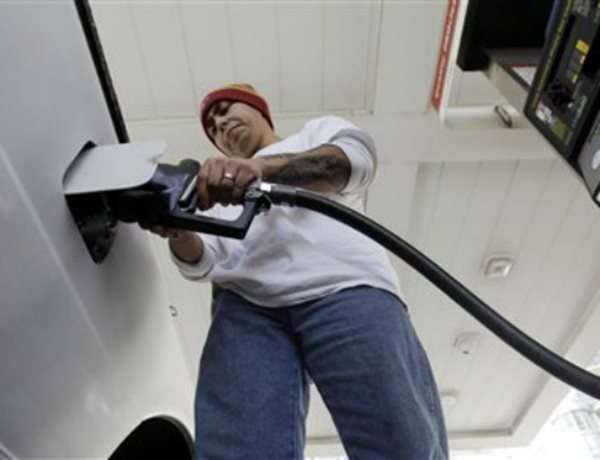 Average US Gas Prices Rise Nearly 25 Cent in 4 Weeks: Lundberg