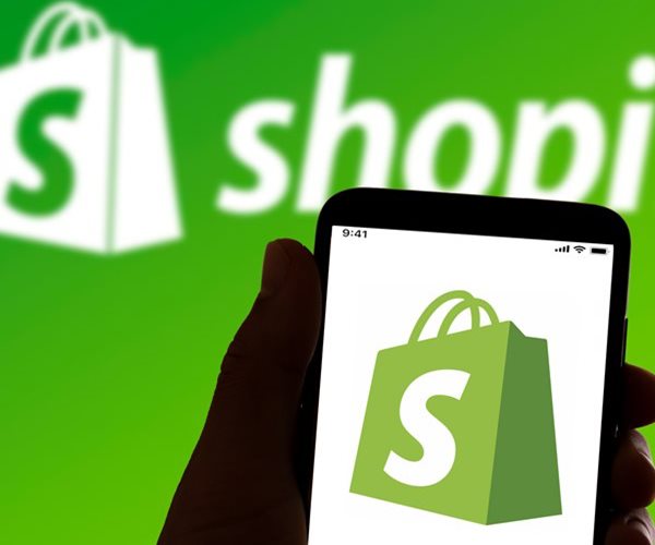 Shopify Beats Quarterly Revenue Estimates on Holiday Demand Surge