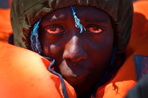 Spanish Charity Rescues 230 African, Asian Migrants at Sea