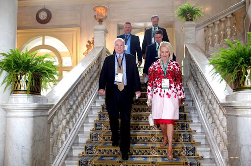 McCain Attends Italy Forum before Congress Returns to Work