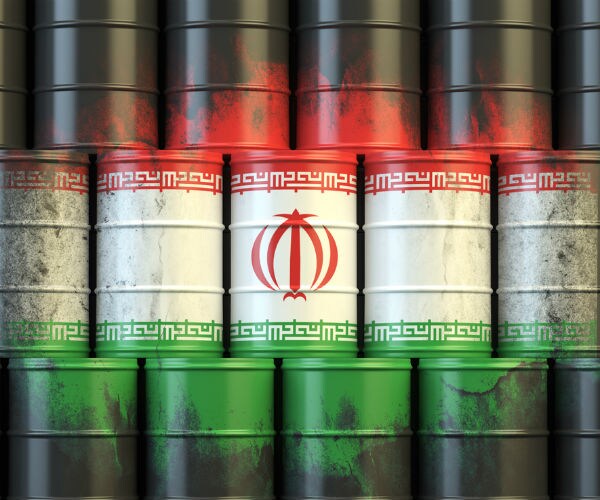Iran Plans to Double Crude Exports to Regain Market Share