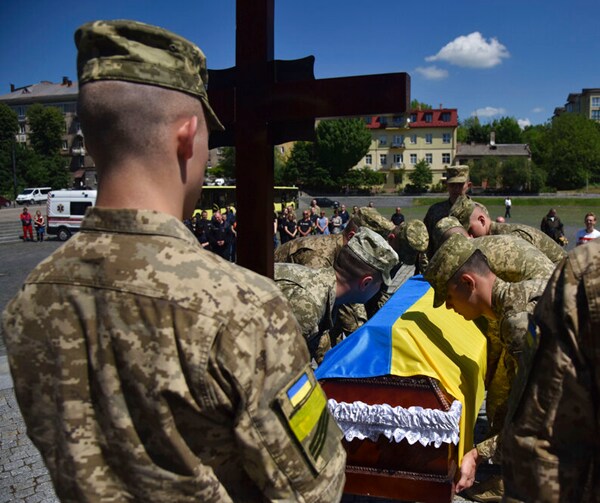 Ukraine Says Flashpoint City Now Largely Under Russian Control