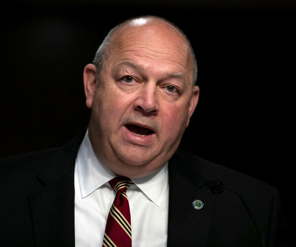 FAA Head Resigns After Effort to Rebuild Agency's Reputation