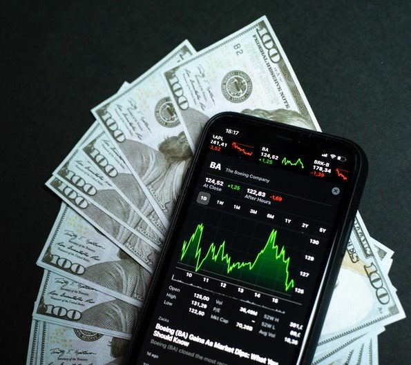 Wall Street's Pandemic Rally to Sputter, Strategists Warn