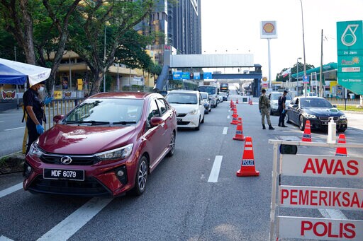 Malaysia's Parliament Reopens after 7-month Virus Suspension
