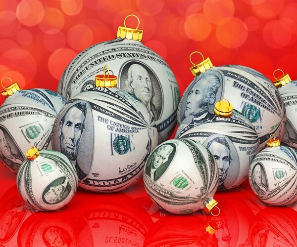 Holiday Sales Seen at Record-Breaking $800 Billion in Retail Surprise