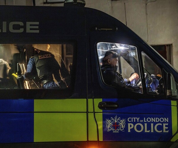UK Counterterror Police Investigate 3 Arson Attacks 
