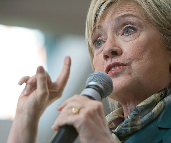 Ed Klein: Hillary May Rally in Debate; But Aides Fear 'Meltdown'