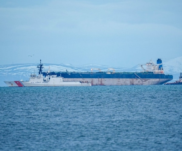 Carla Babb on US boarding Russian-flagged oil tanker fleeing US sanctions