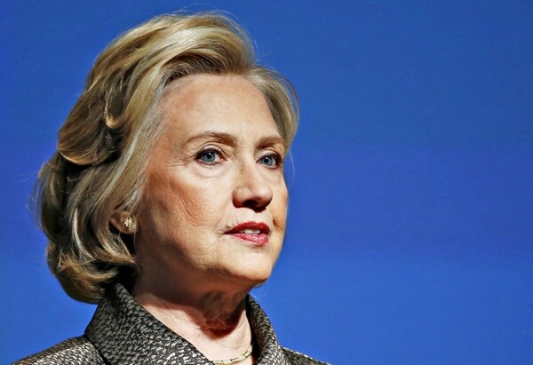 Reports: Paper Files Make Review of Hillary Emails 'Far Harder'