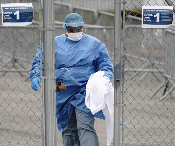 Thousands of New York City Nurses Set to Strike Monday If Deal Isn't Reached With Hospitals