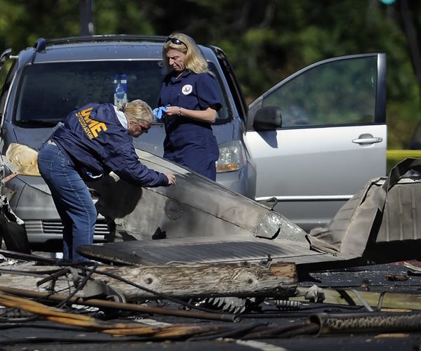 Official: Pilot, Trainee Fought Before Connecticut Plane Crash