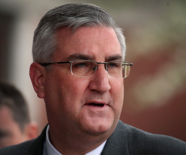 a photo of the governor