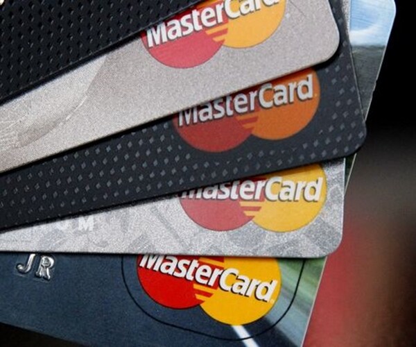 PayPal Reaches Deal With MasterCard for Store Payments 