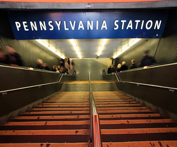 NYPD: One Dead, 2 Hurt in Shooting Near Penn Station