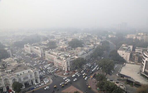 India's Capital Restricts Cars as People Choke in Dirty Air