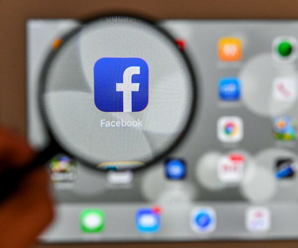 House Intel Dems Prep to Release 3K Russia-Linked Facebook Ads