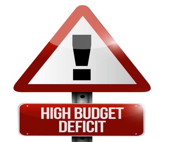 US Posts Biggest Budget Deficit Since 2012 as Tax Income Falls