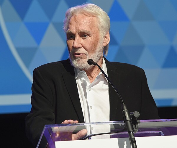 Kenny Rogers Cancels Tour Dates Due to 'Health Challenges'