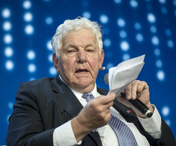 Bill Bennett: 'Proud' of Trump's Support of Iranian Protesters