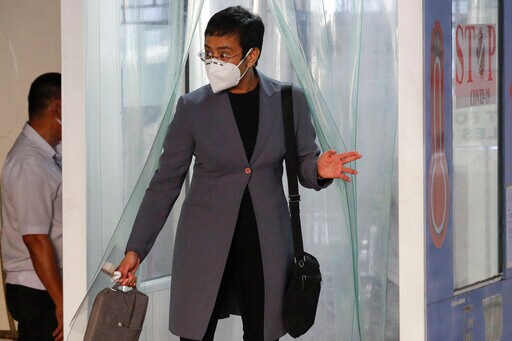 Filipina Journalist Critical of Duterte Convicted of Libel