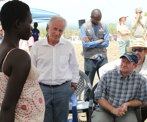 Sens. Corker, Coons Sponsoring Bipartisan Foreign Aid Initiative