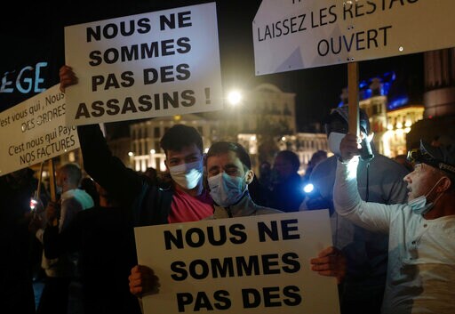 Paris Bars Face Possible Closure as Virus Patients Fill ICUs