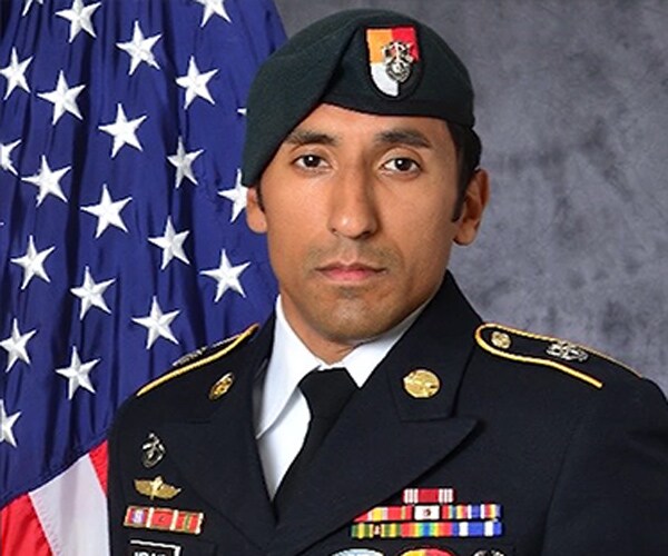 Navy SEALs Under Suspicion in Green Beret's Death
